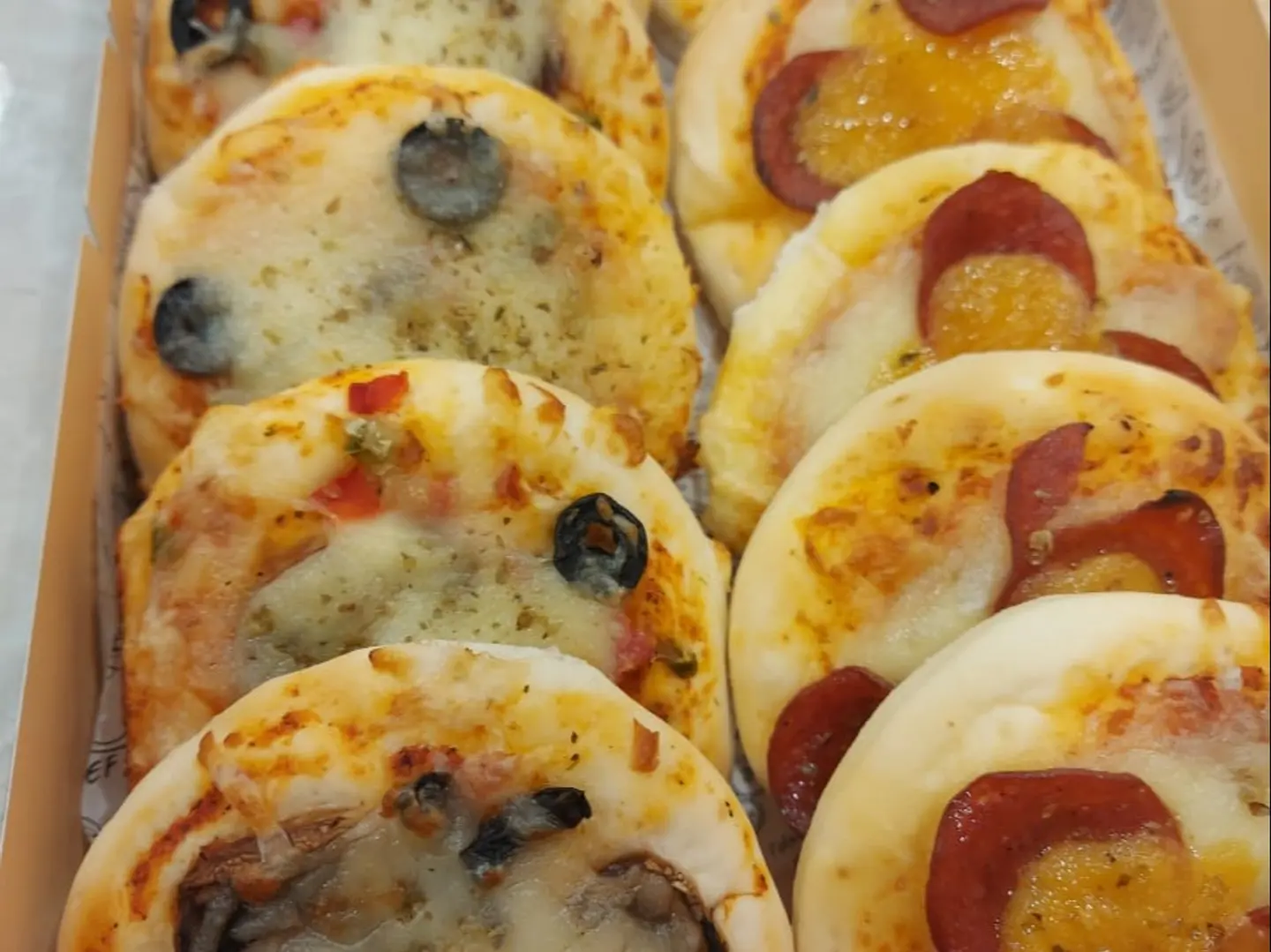 ميني بيتزا مشكل