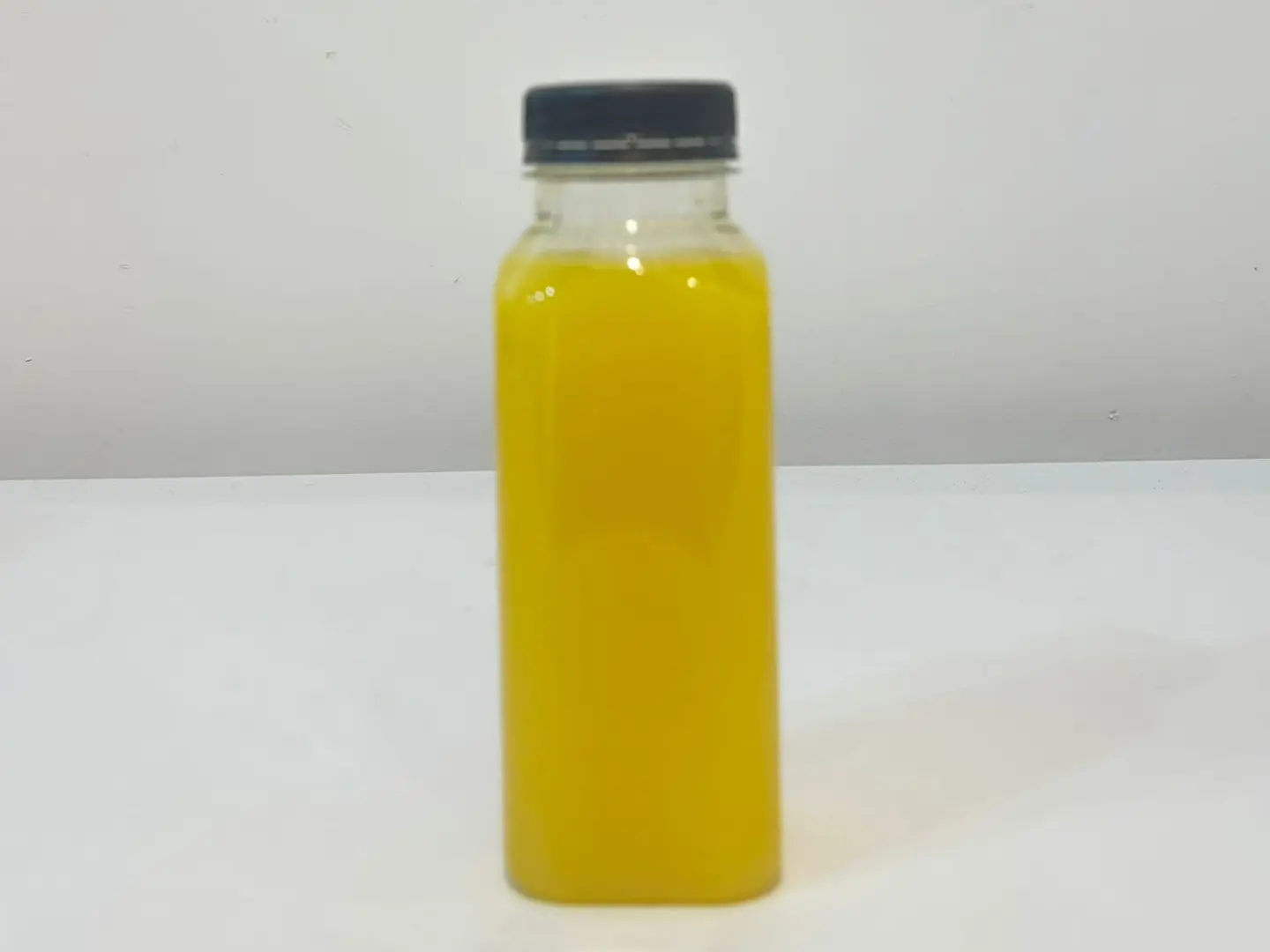 عصير برتقال طازج بدون اضفات 250 مل