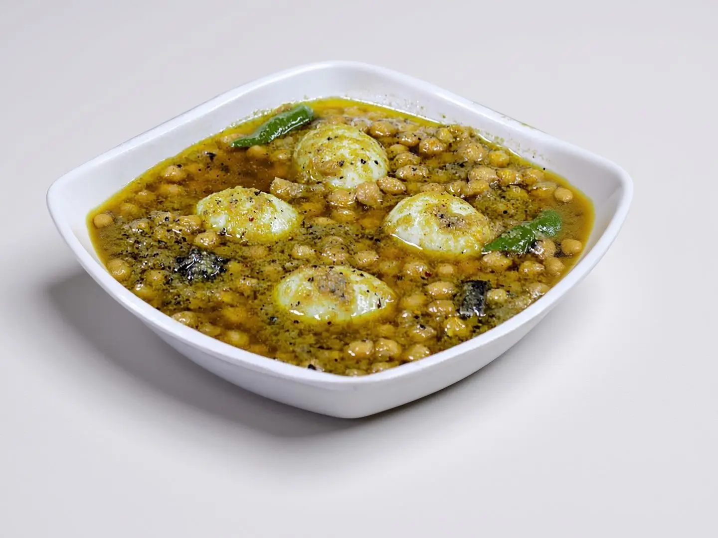 كاري الحمص مع البيض