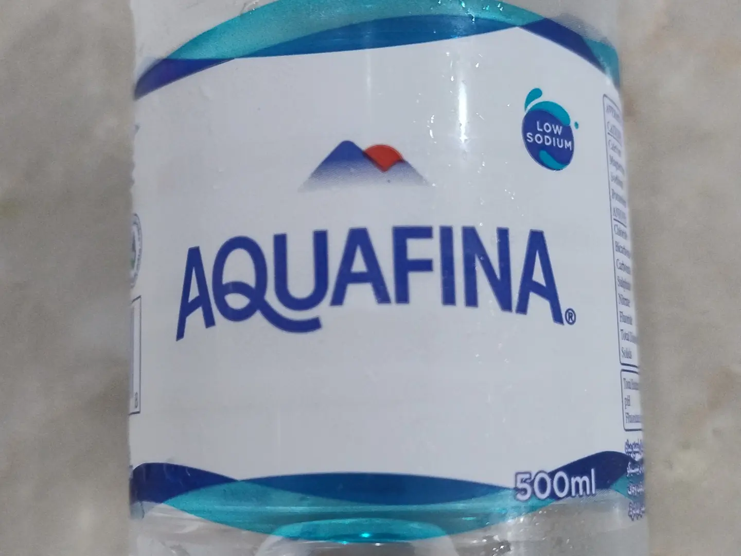 مياه أكوافينا