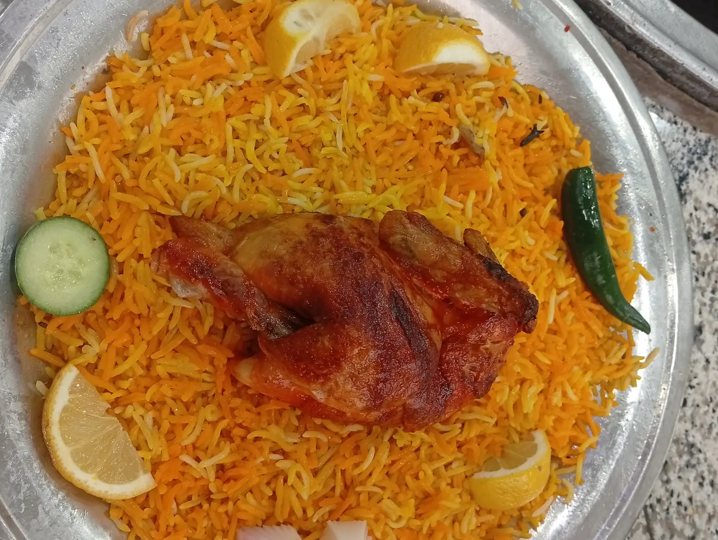 Half Garlic Chicken With Mandi Rice