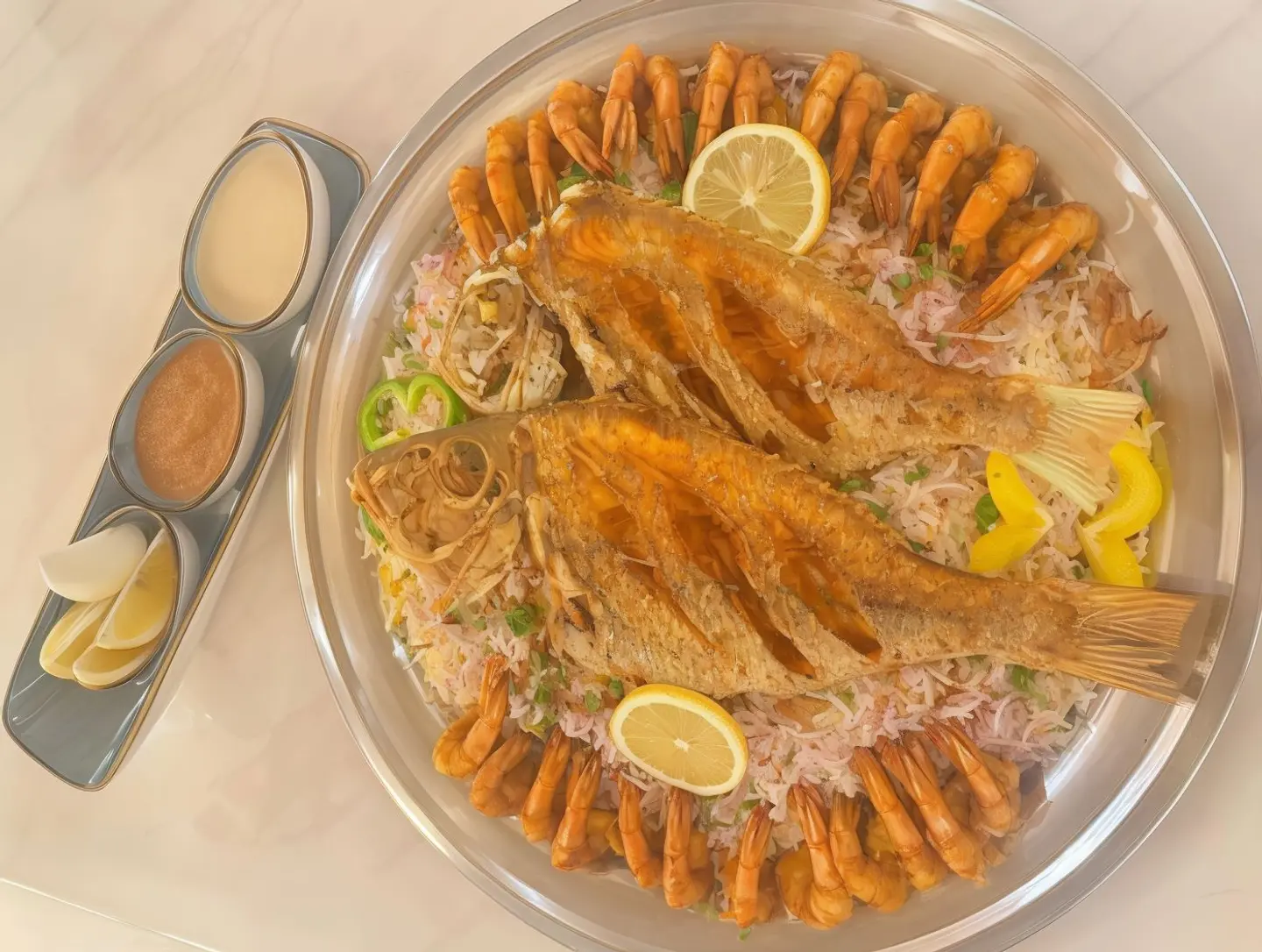 شعري , عندق , روبيان (ثلاث اشخاص )