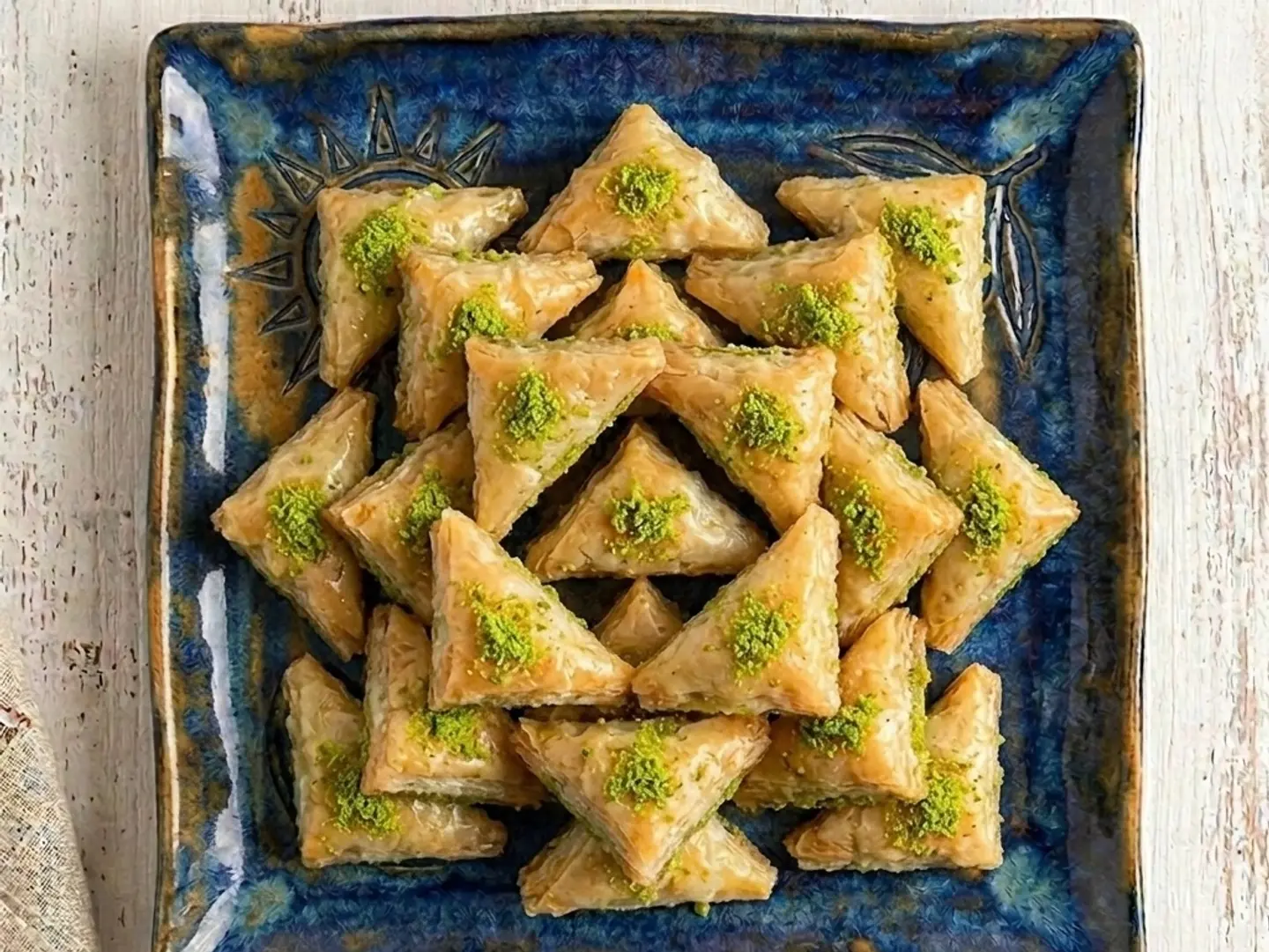 طبق كيلو وربات بالقشطة