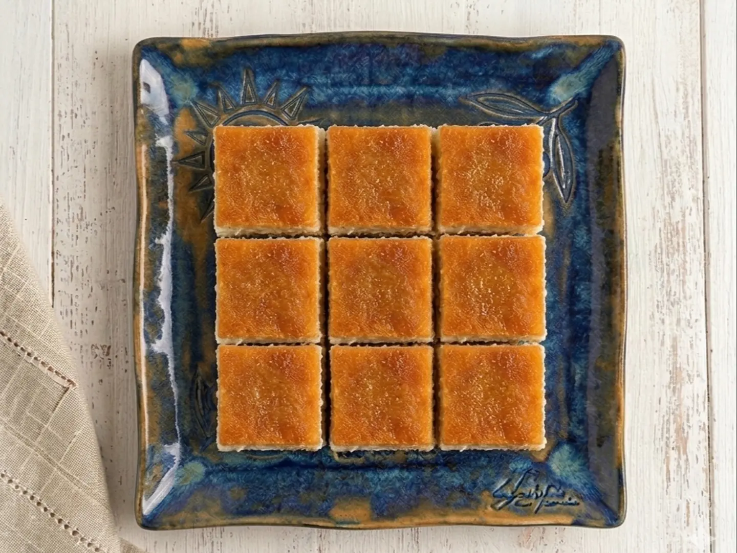 طبق نصف كيلو بسبوسة بالقشطة