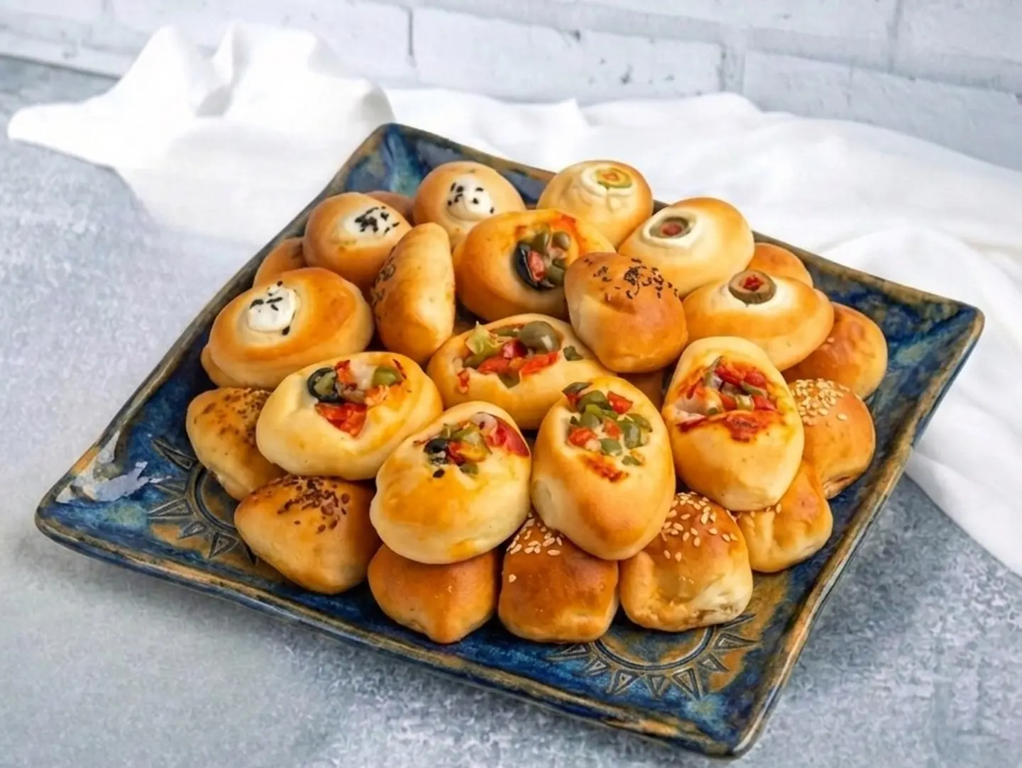 طبق معجنات نصف كيلو