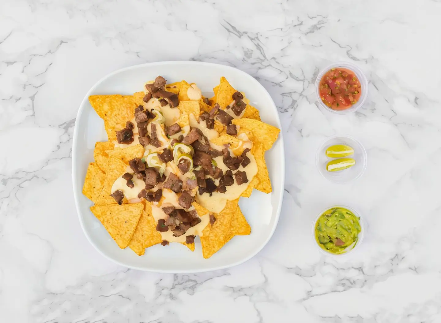 ناتشوز مكسيكي لحم