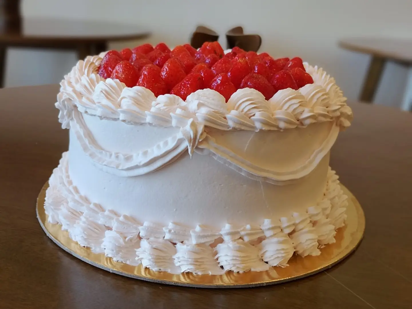 Victoria Cake 9 Inch