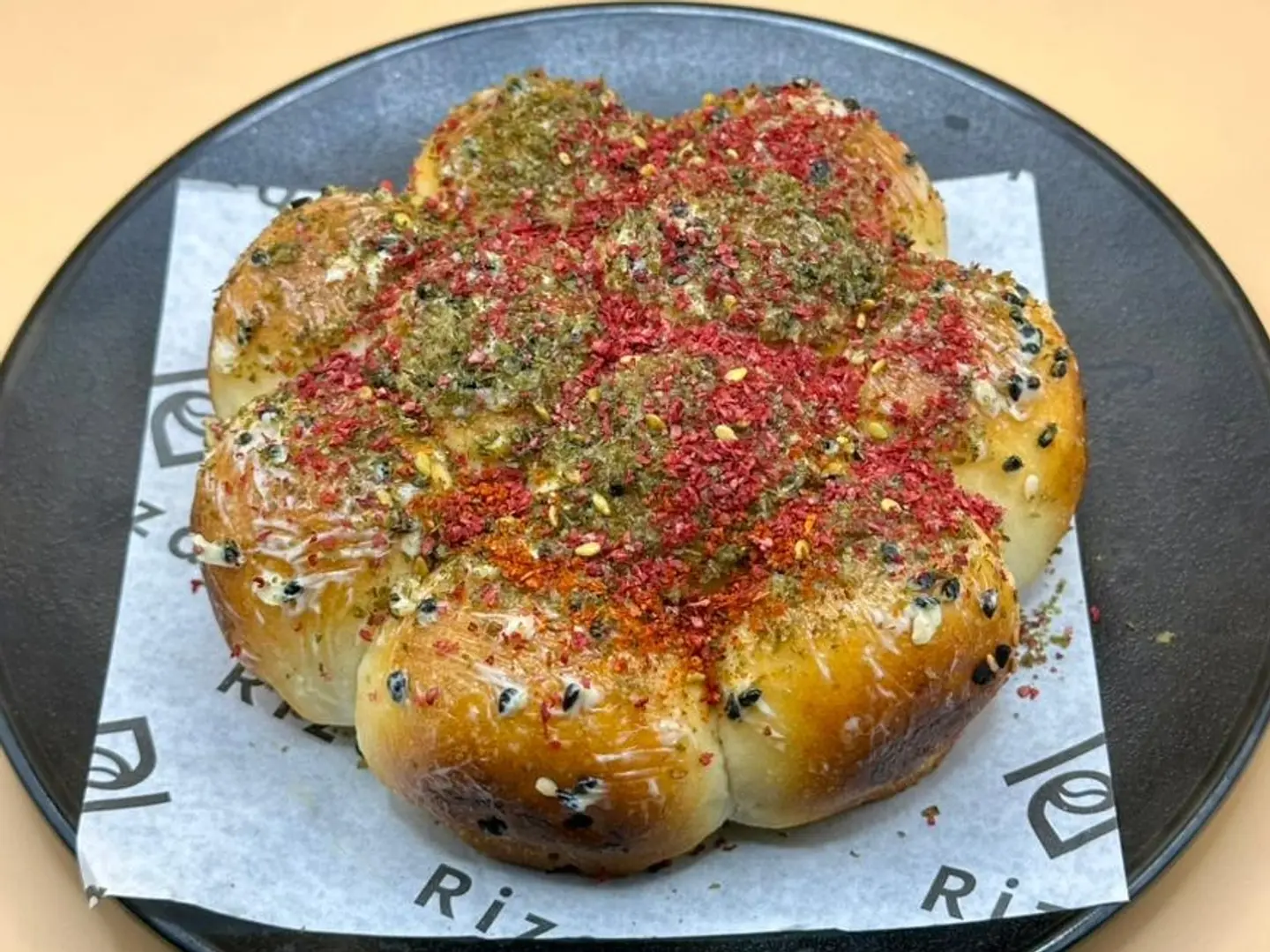 خلية نحل زعتر