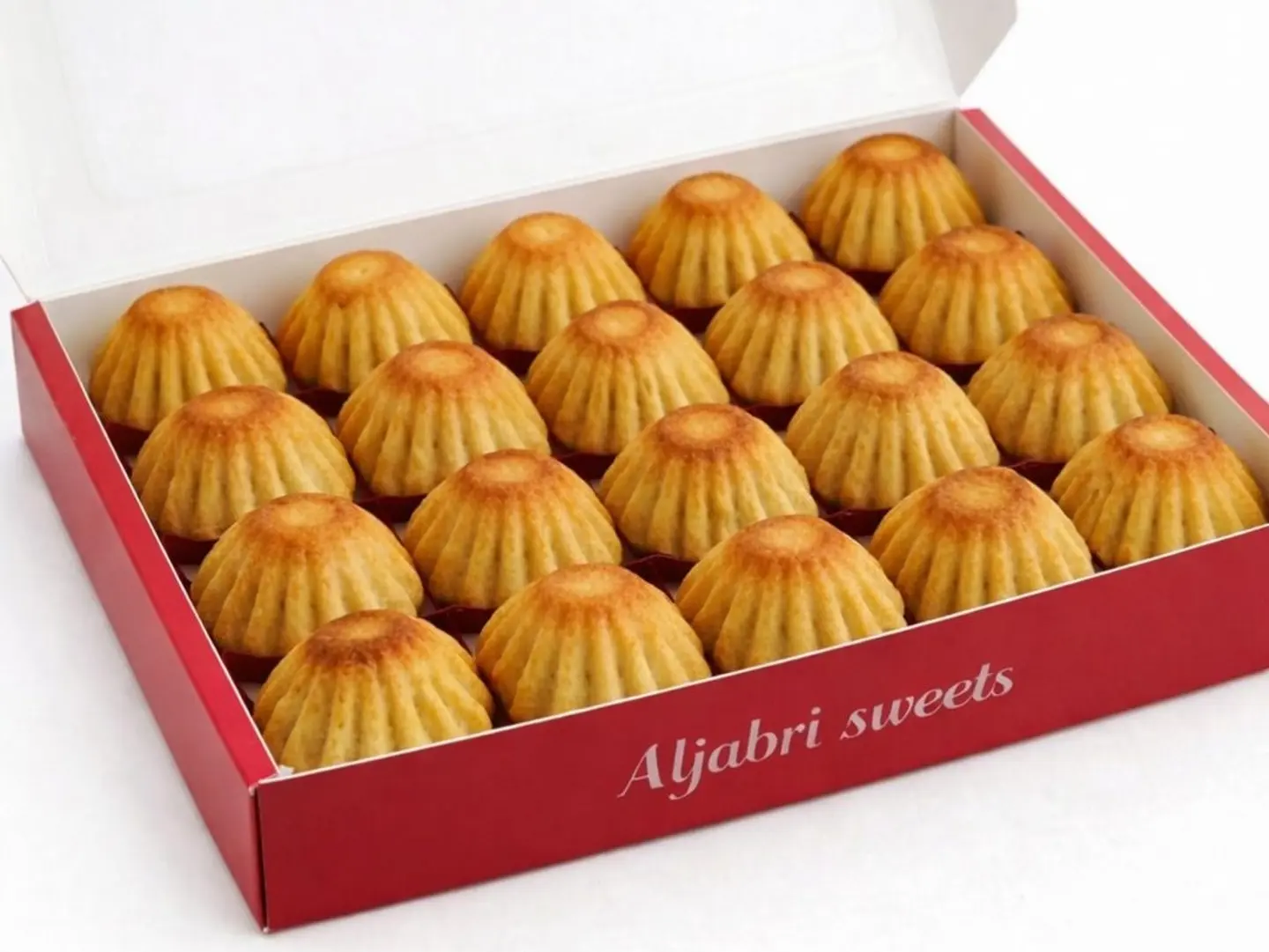 معمول القشطة والتمر