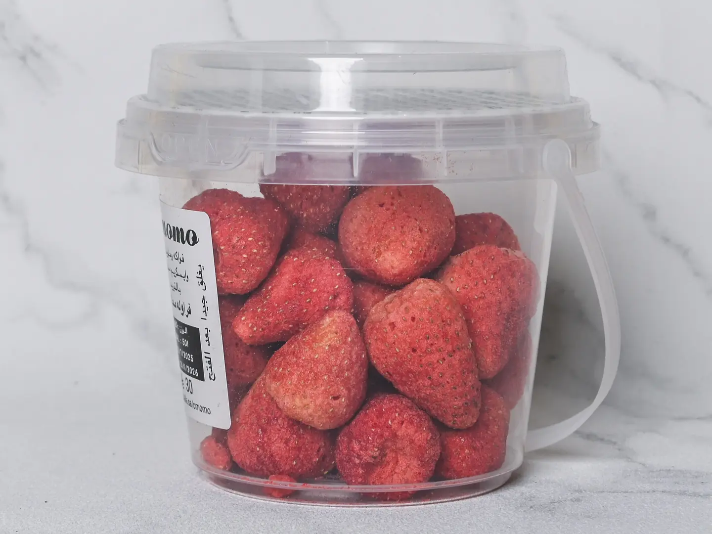 فراولة مجففة بالتبريد