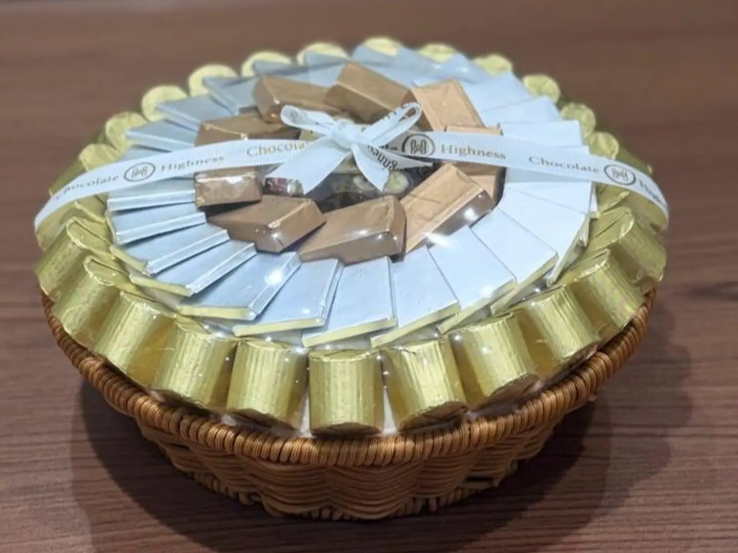 سلة الفخامة الهادئة حجم صغير