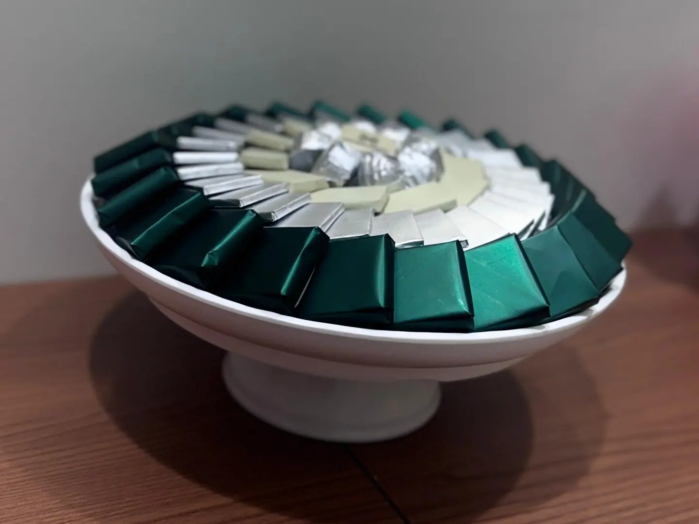 فوق هام السحب - حجم كبير