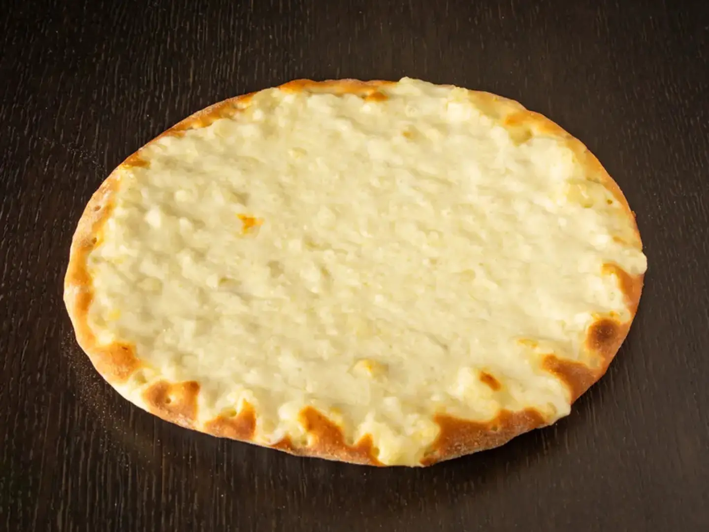 جبن عكاوي سادة