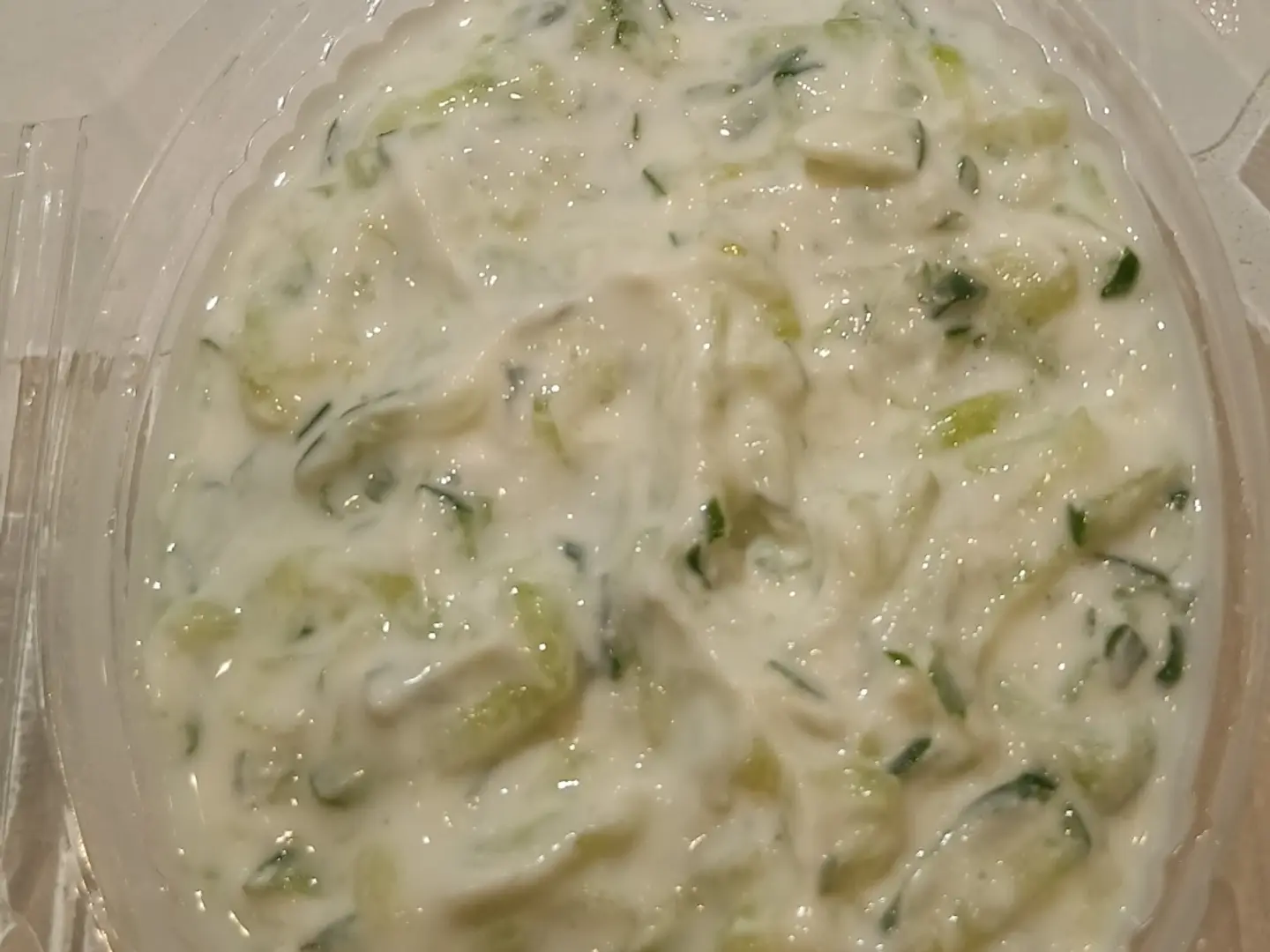 سلطة زبادى بالخيار