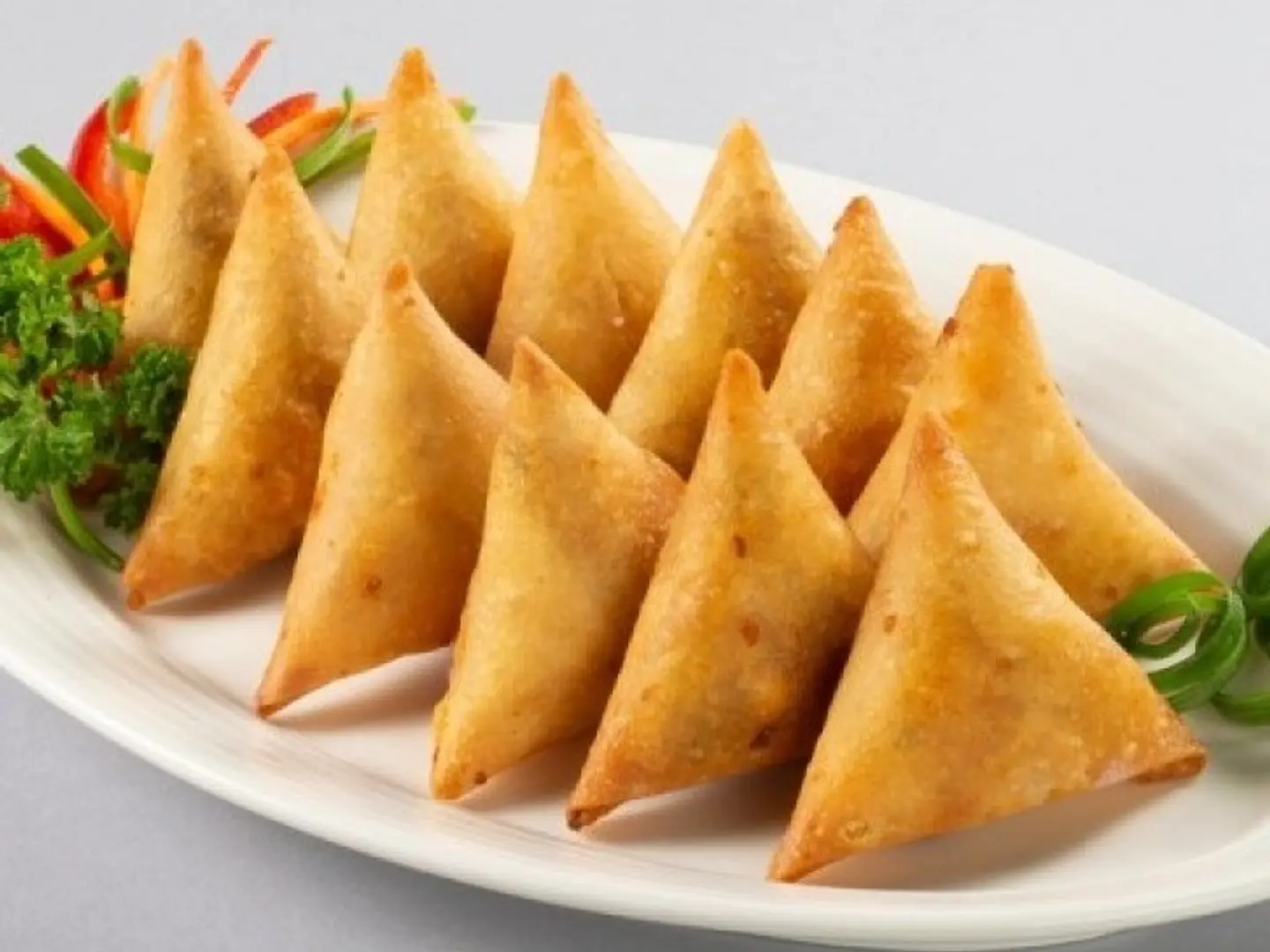 Meat Samosas - 4 Pieces