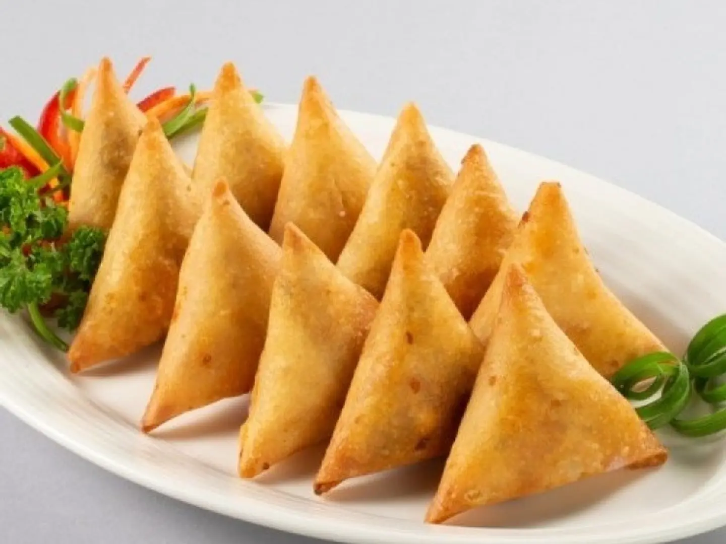 Chicken Samosas - 4 Pieces