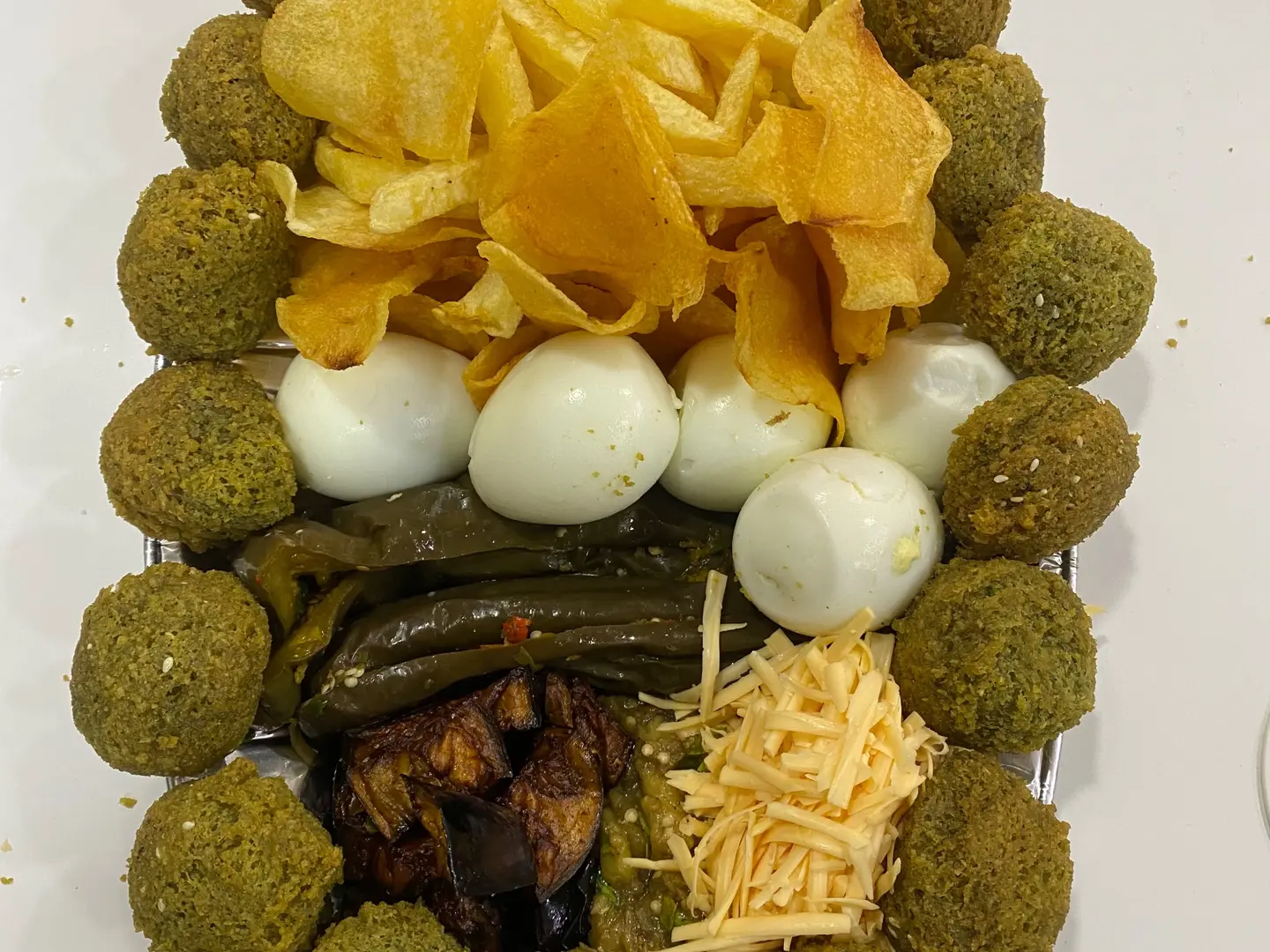 صحن فلافل مشكل صغير