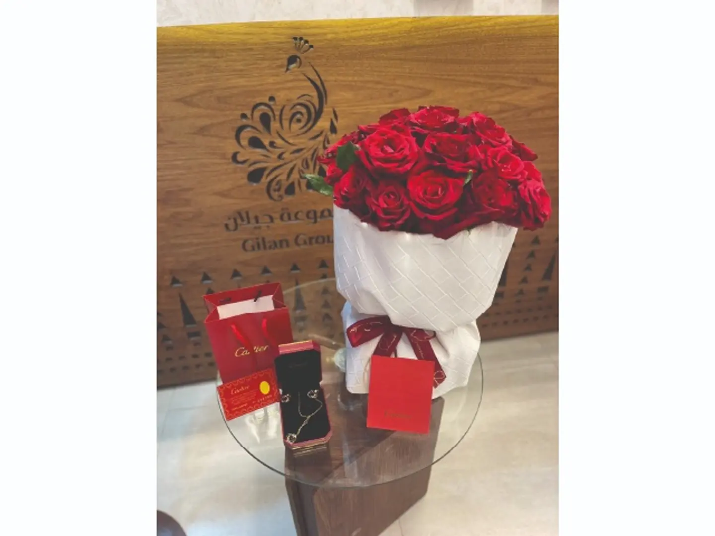 ورد طبيعي مع سلسال كارتير