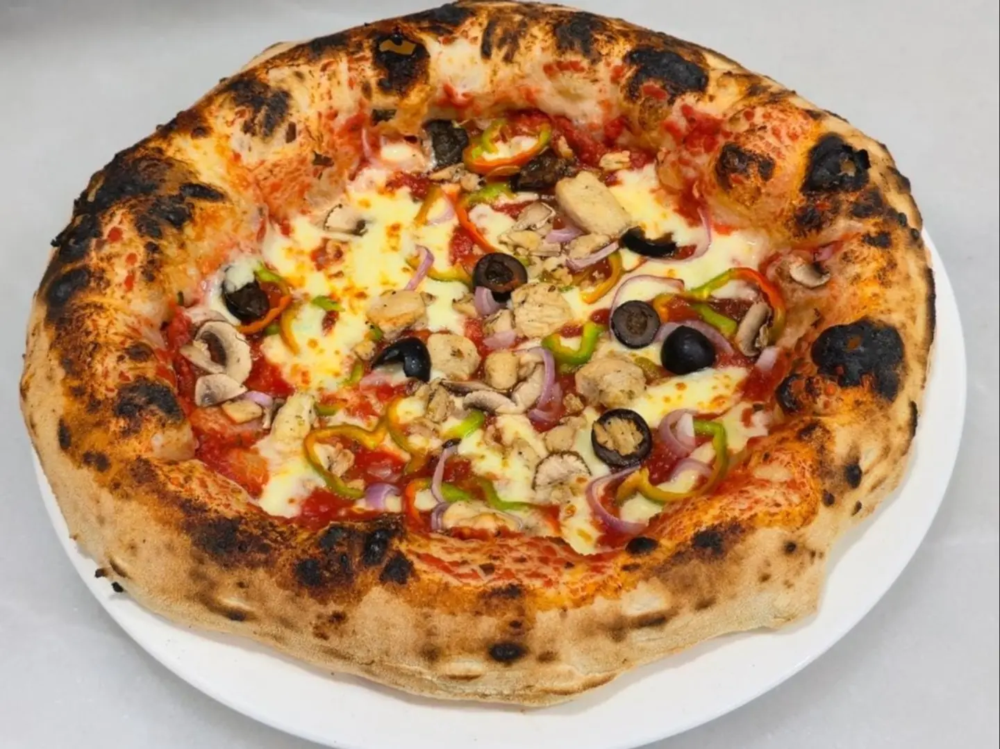 Large Chicken Super Supreme Pizza