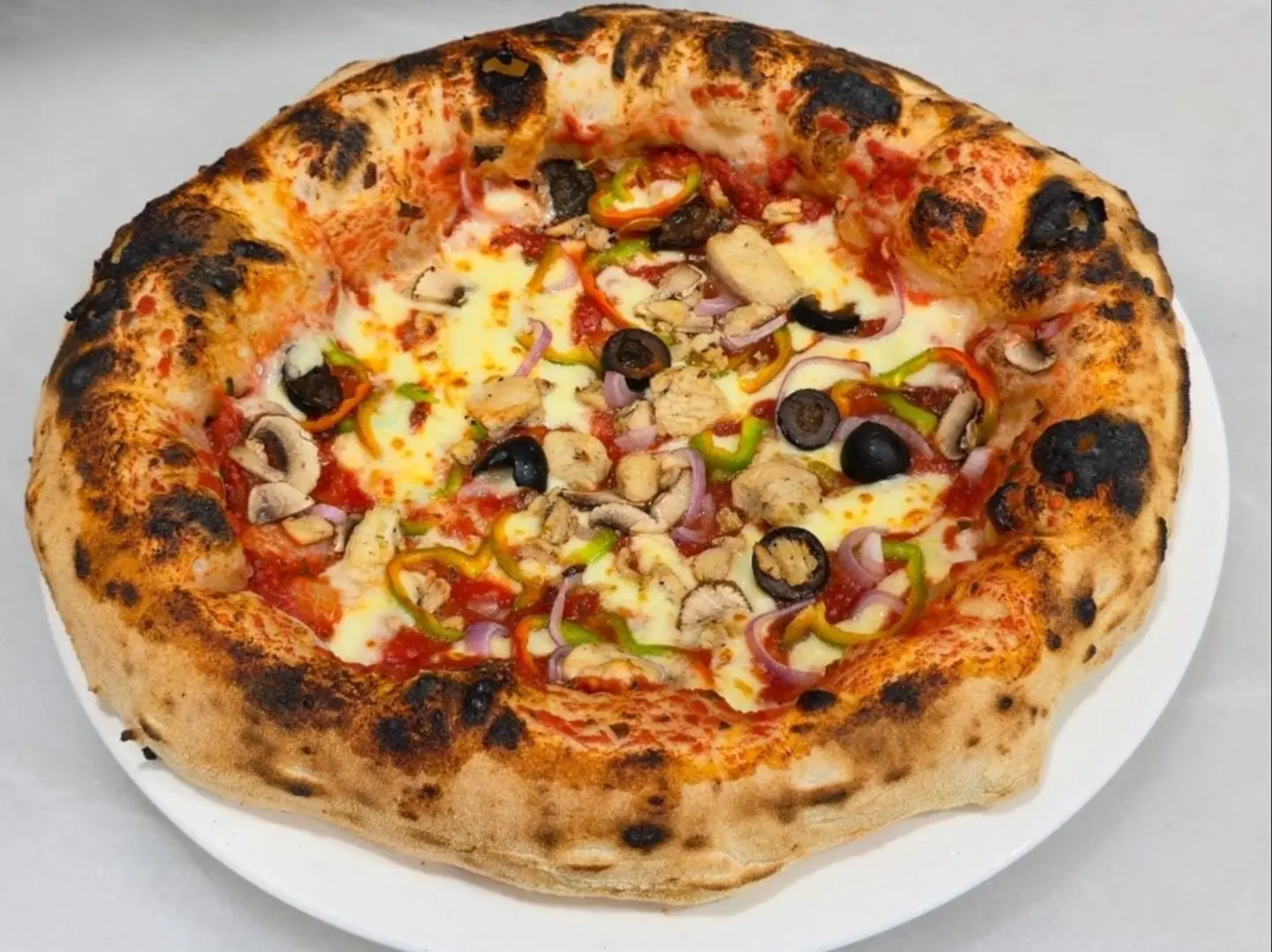 Large Chicken Super Supreme Pizza