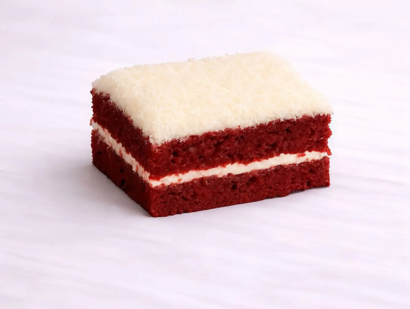 Coconut And Strawberry Cake