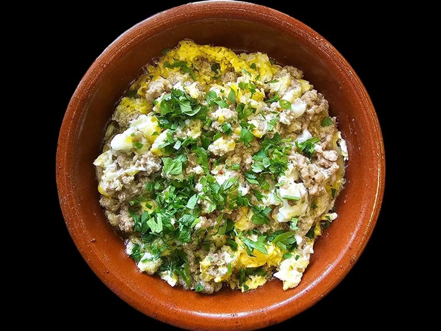 بيض باللحمة