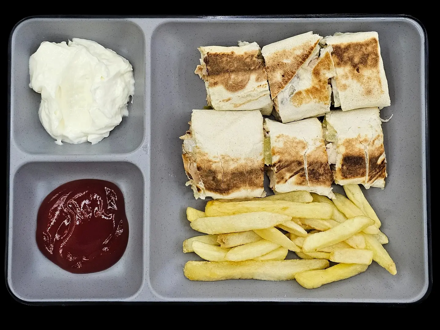 شاورما دجاج عربي على الفحم