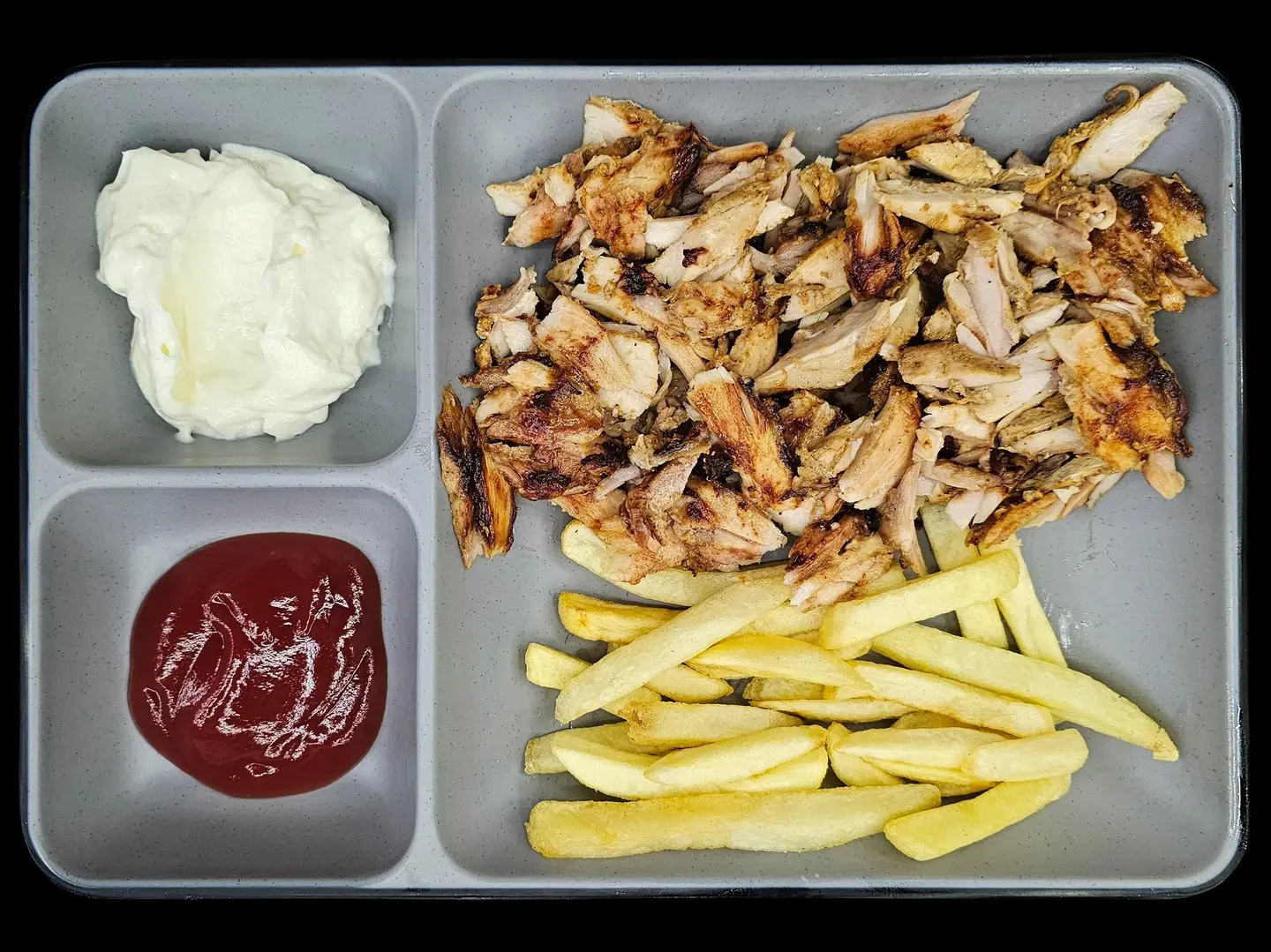 طبق شاورما دجاج على الفحم