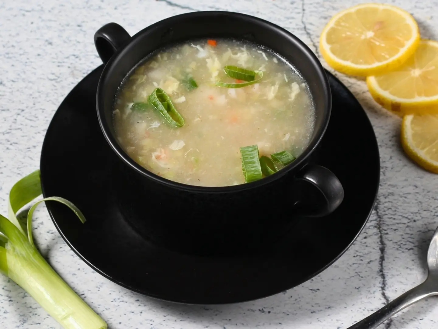 شوربة ماكولات بحرية
