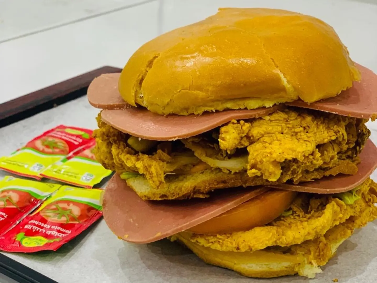 برجر رويال خاص-مع البطاطس المقلية