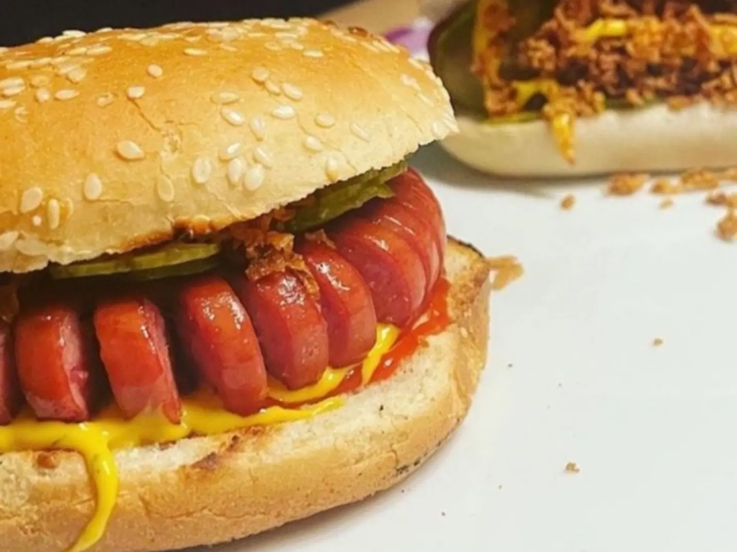 برجر نقانق-بدون بطاطس مقلية