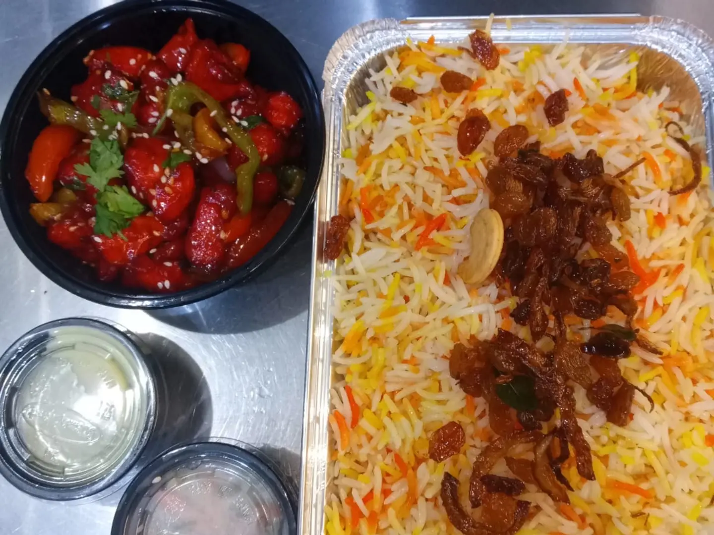 وجبة رز برياني مع دجاج 65