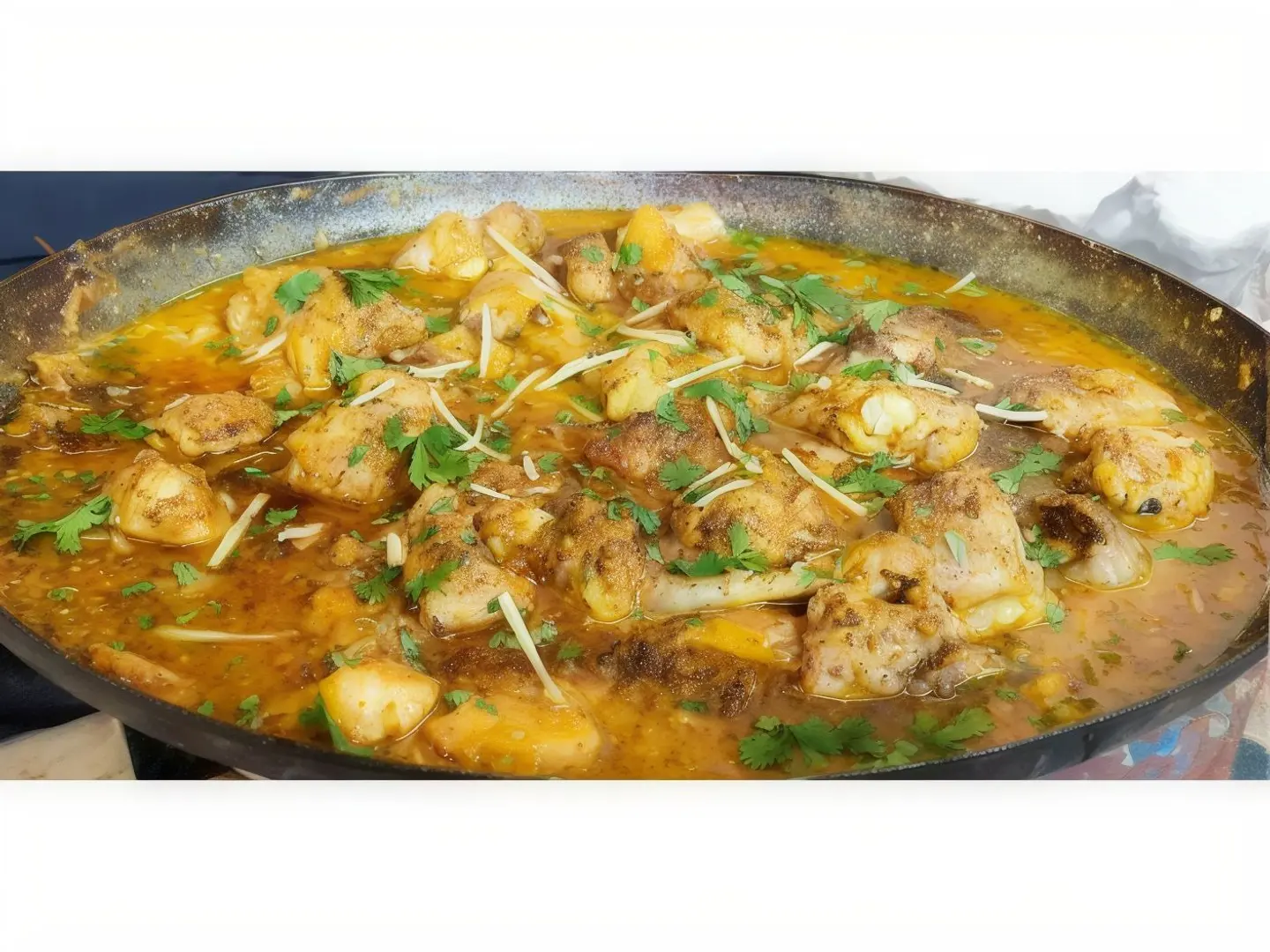 دجاج لاهوري كاراهي (طازج)