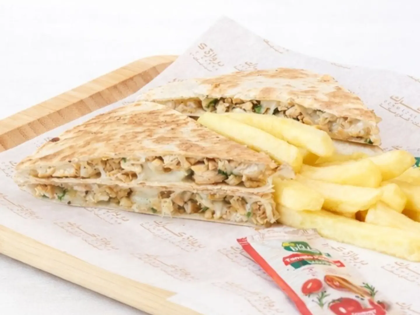 صحن كاساديا دجاج