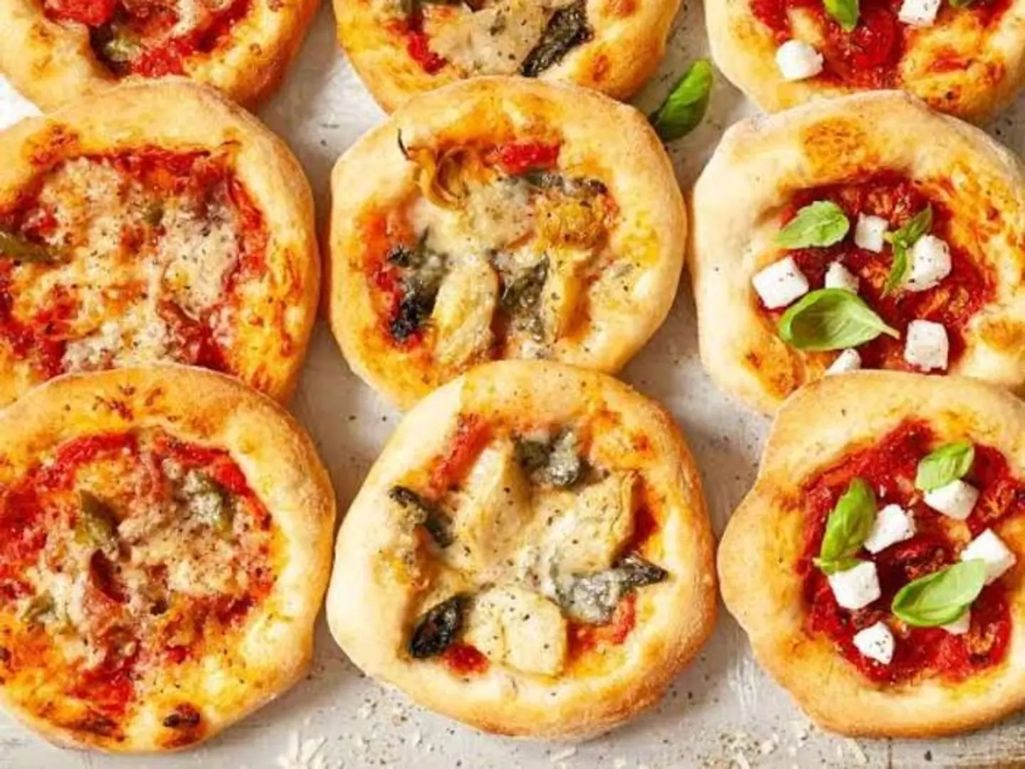 بوكس ميني بيتزا 12 قطعه