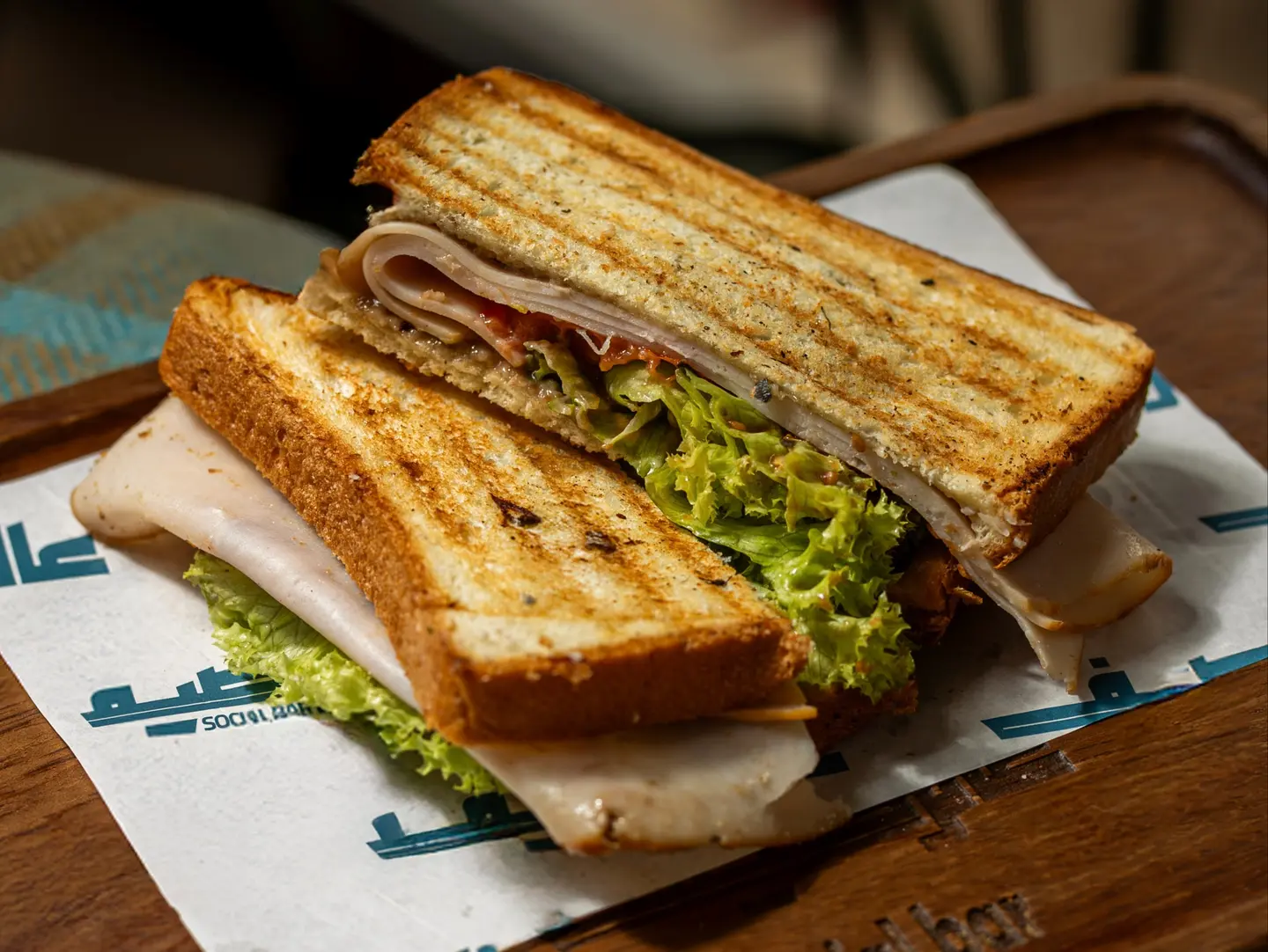 ترفل تيركي ساندوتش