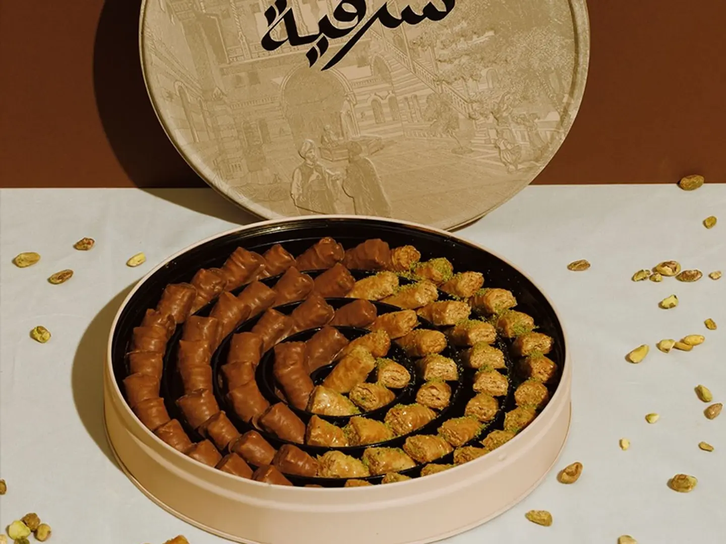 بقلاوة مكس كاجو كبير شرقية