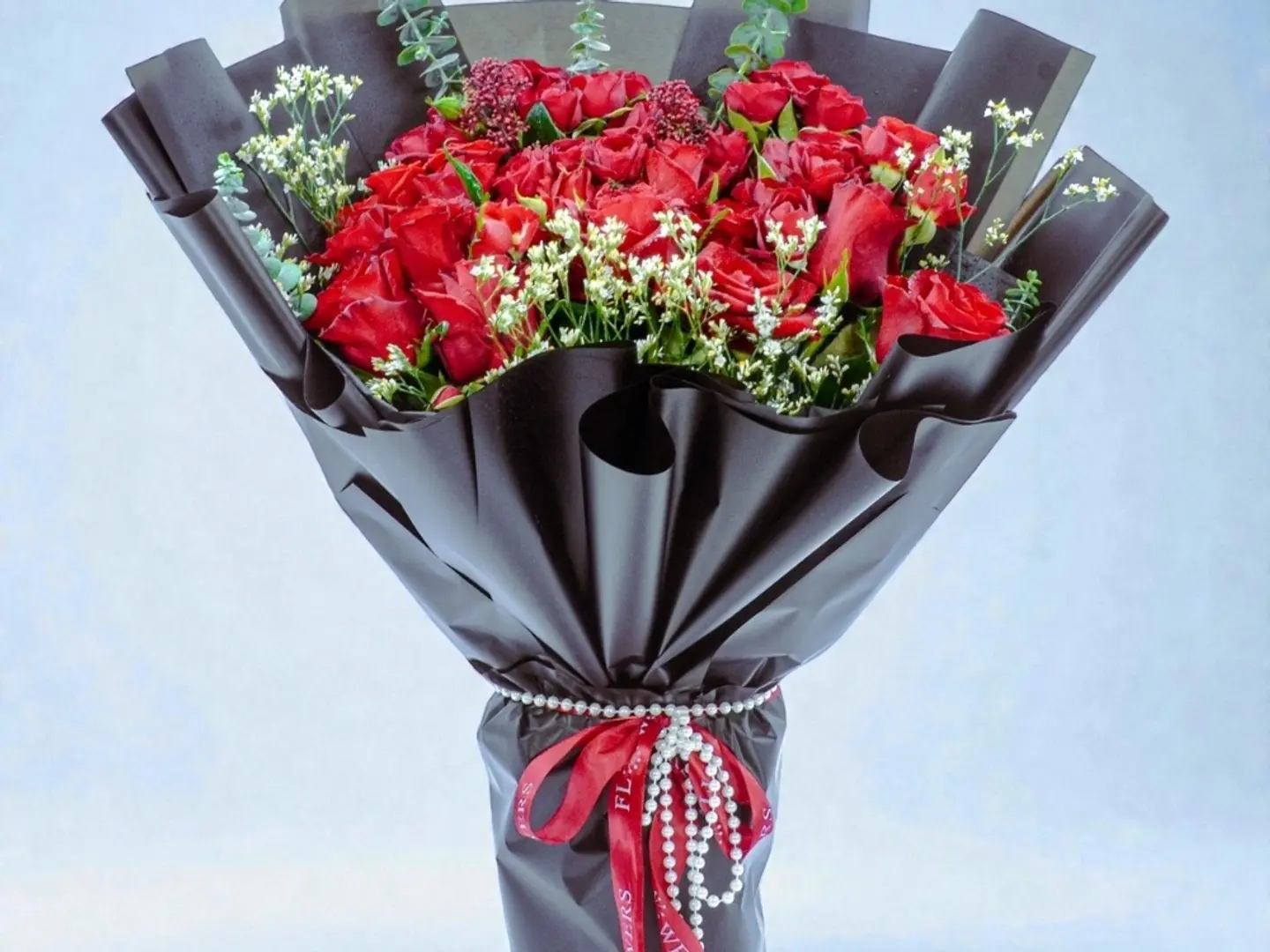 29 باقة روز إن بلاك