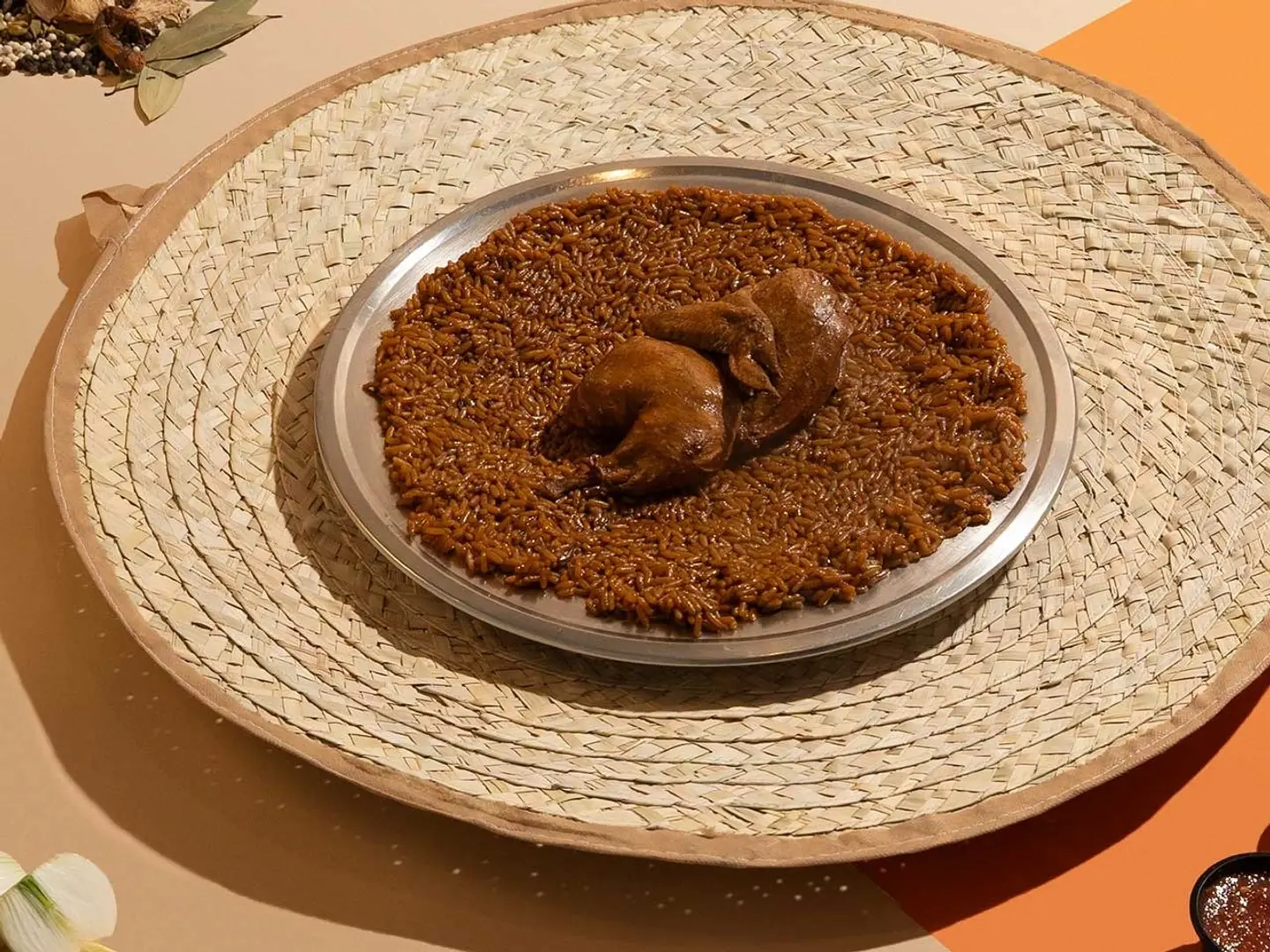 مضغوط الدجاج الاحمر