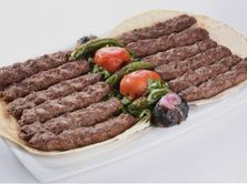 صحن كباب لحم نص كيلو