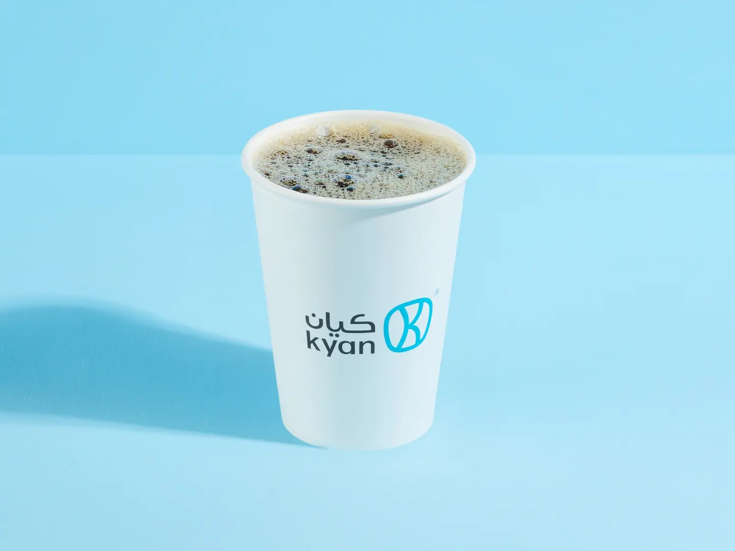 قهوة اليوم وسط حار