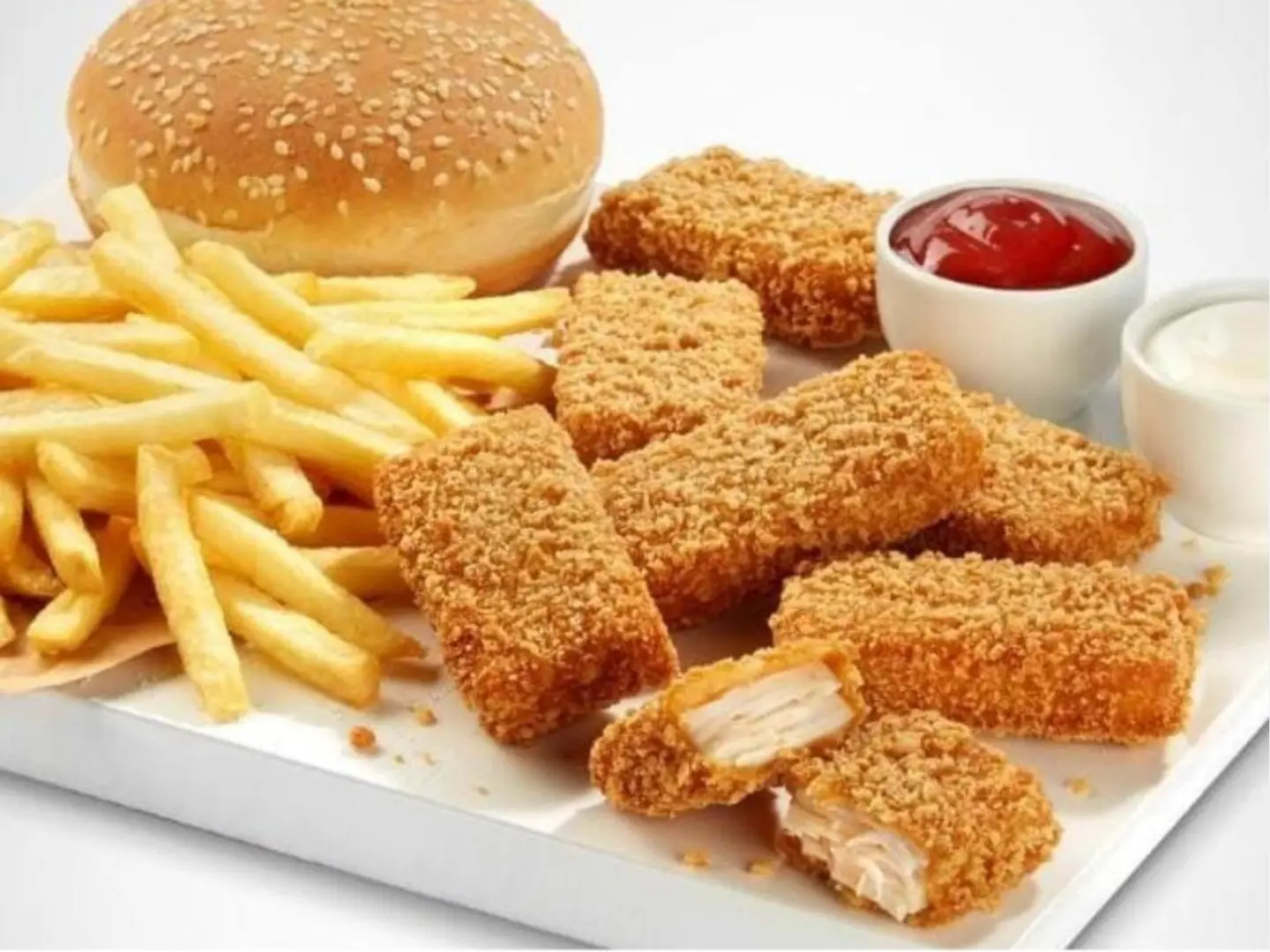 وجبة فيليه ناجتس الدجاج الحار