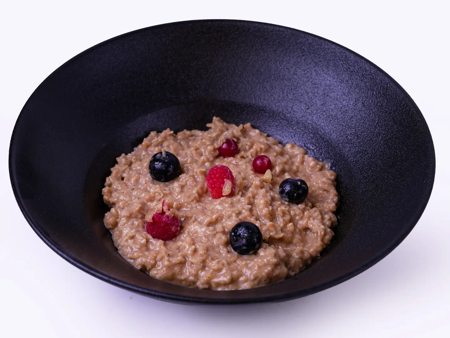 شوفان بالقرفة و البينت