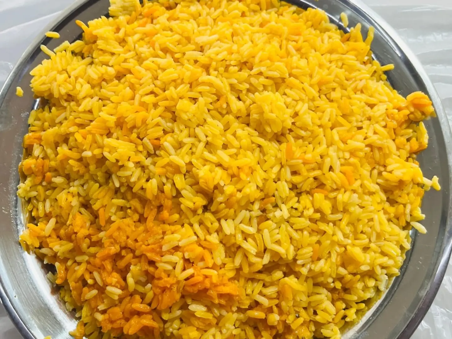 رز ساده أصفر
