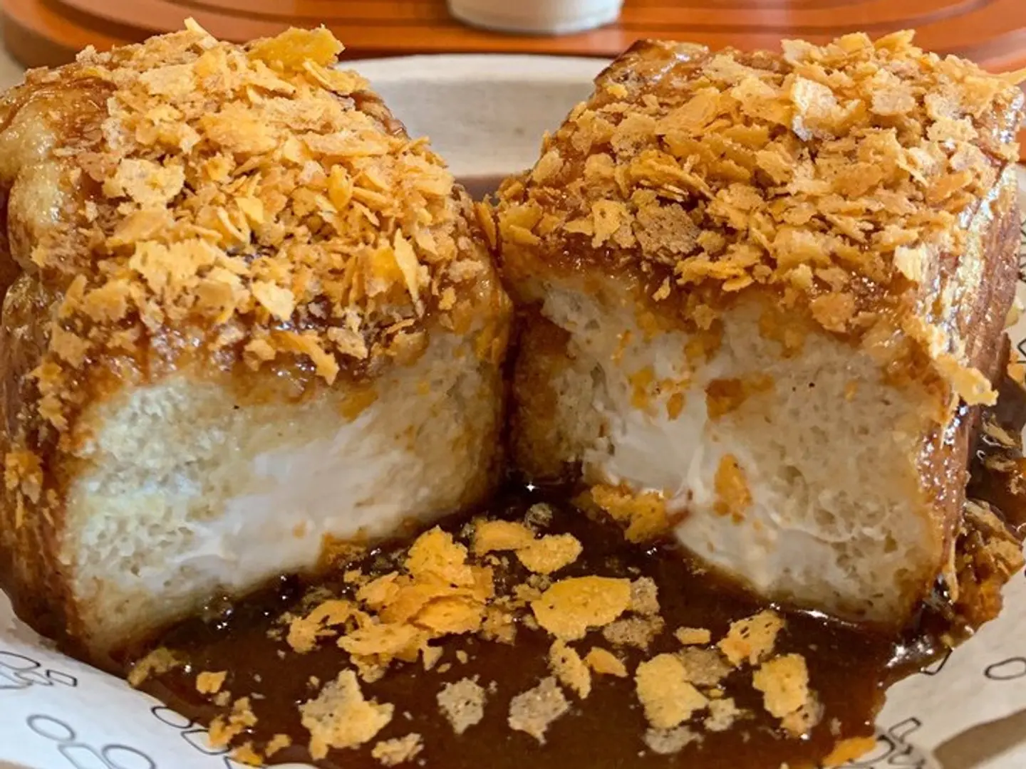 فرنش توست محشي بالكريمة