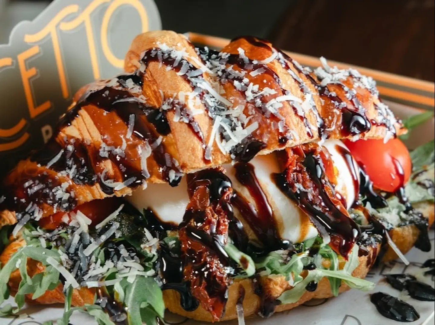 كرواسون بوراتا