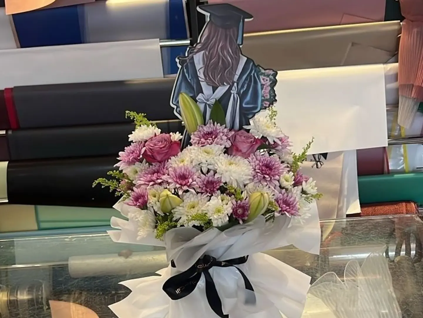 باقة الخريجة المتفوقة ورد طبيعي