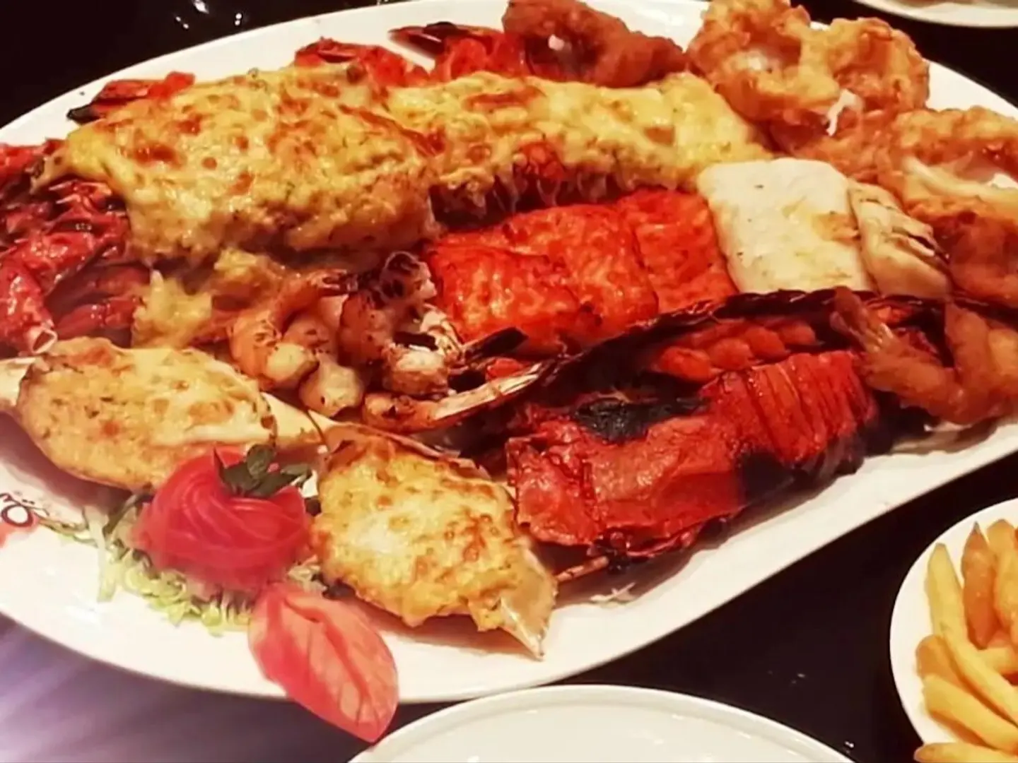 طبق الساحل الفاخر (خاص)