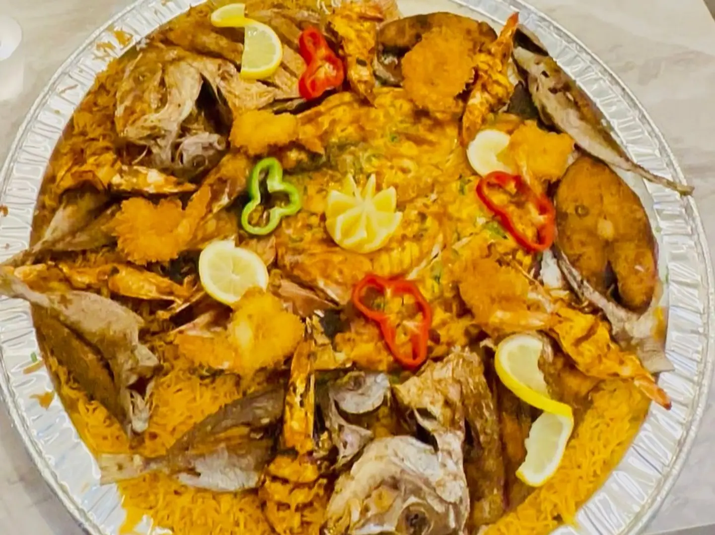 طبق الساحل الفاخر 6 أفراد