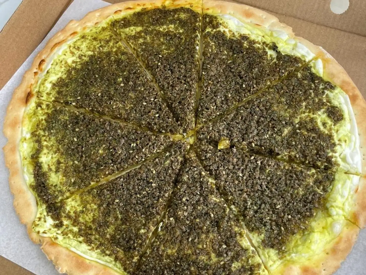 خبزتمیس بزعتر